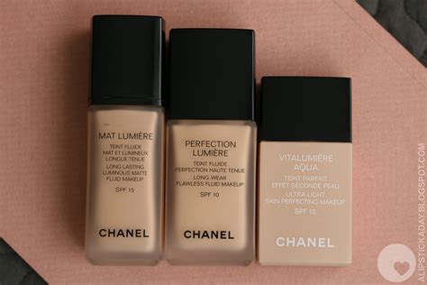 chanel mat lumiere perfection|chanel foundation sample.